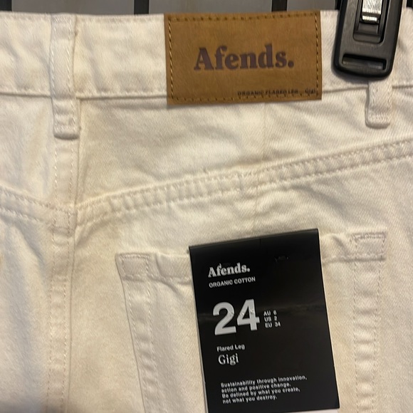 Afends | Wide Leg Jeans Cream - Picture 4 of 7